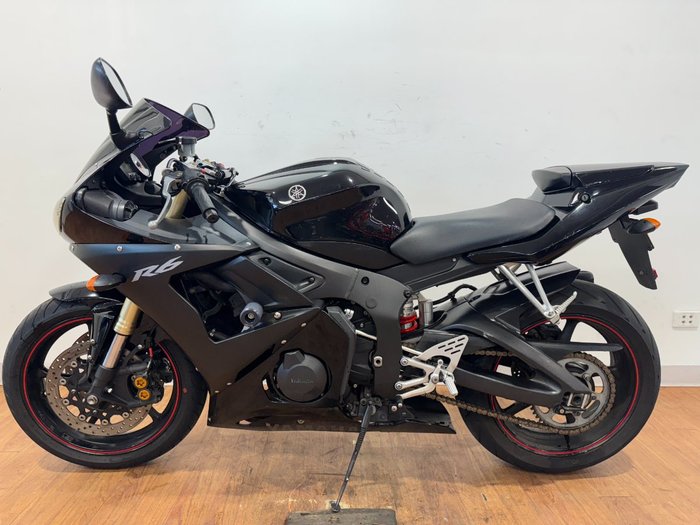 2005 Yamaha YZF-R6 BLACK