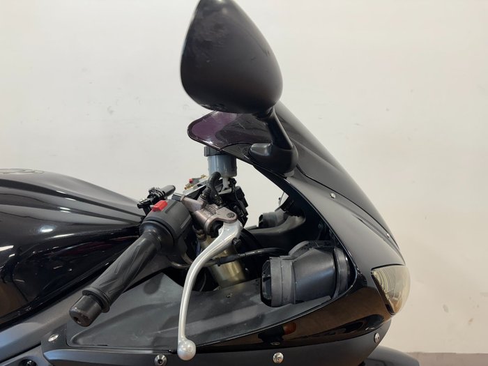 2005 Yamaha YZF-R6 BLACK
