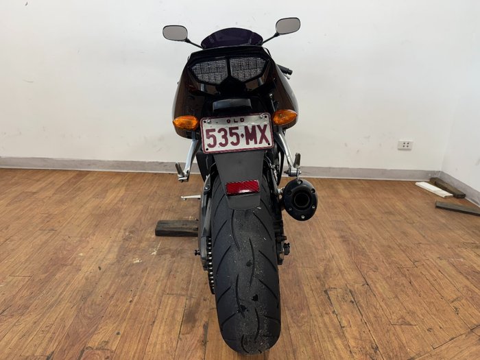 2005 Yamaha YZF-R6 BLACK