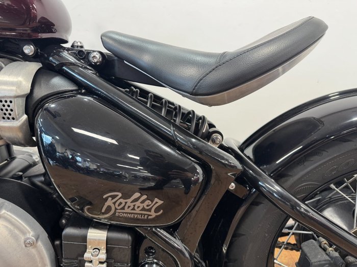 Triumph 2017 TRIUMPH 1200CC BOBBER
