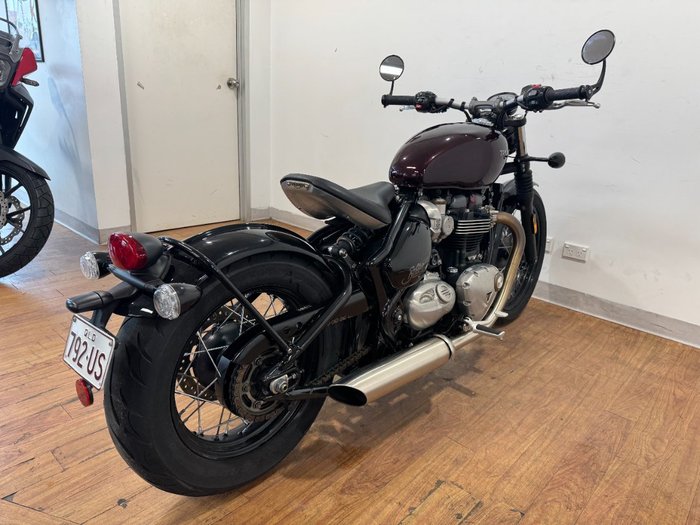 Triumph 2017 TRIUMPH 1200CC BOBBER