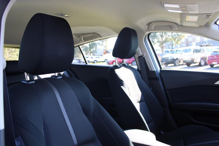 2016 Mazda 3 Maxx