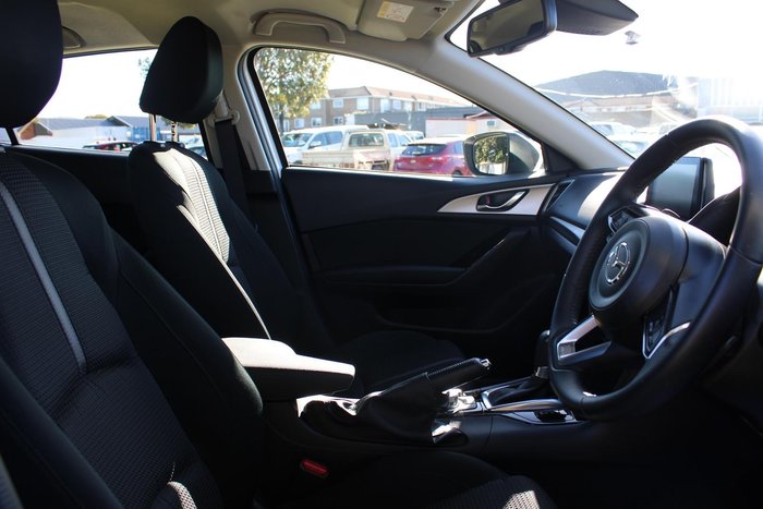 2016 Mazda 3 Maxx