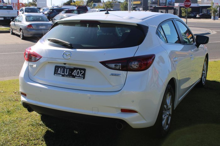 2016 Mazda 3 Maxx