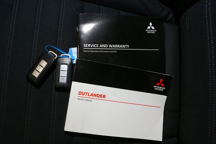 2021 Mitsubishi Outlander Black Edition