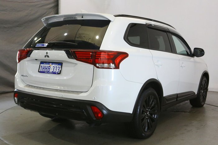 2021 Mitsubishi Outlander Black Edition