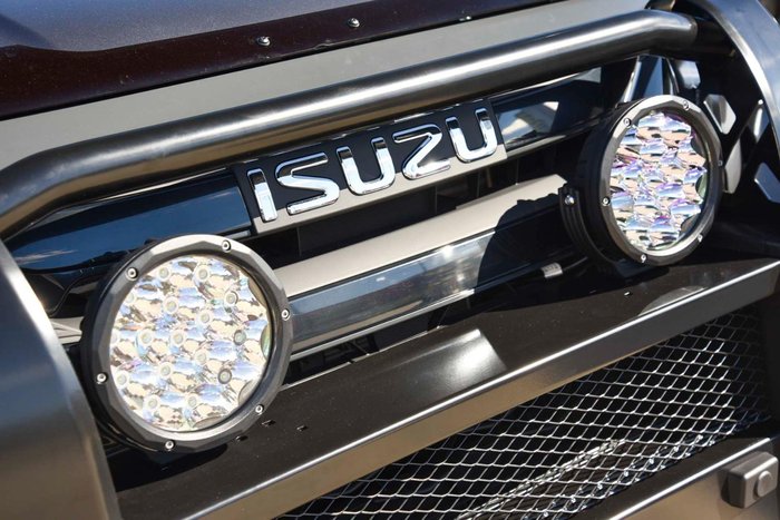2025 Isuzu D-MAX SX