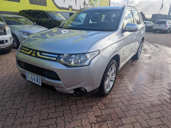 2013 Mitsubishi Outlander ES ZJ MY14 4X4 On Demand Cool Silver