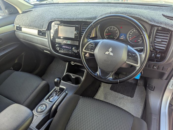 2013 Mitsubishi Outlander ES ZJ MY14 4X4 On Demand Cool Silver