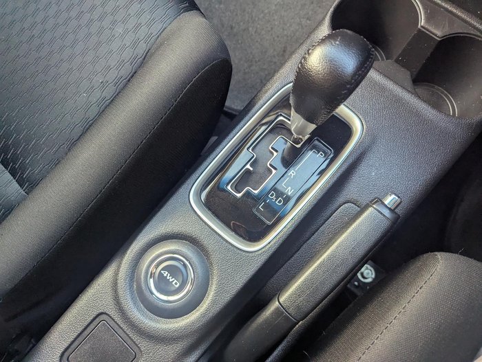 2013 Mitsubishi Outlander ES ZJ MY14 4X4 On Demand Cool Silver