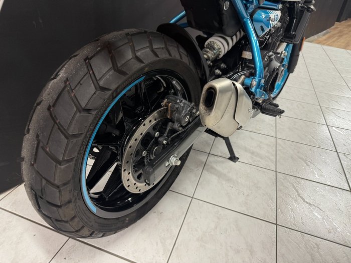 2025 Royal Enfield 2025 Royal Enfield 450CC GUERILLA 450 Road Blue