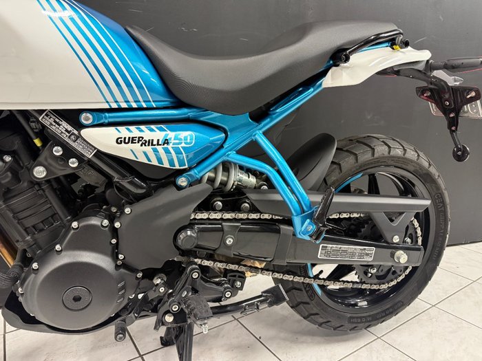 2025 Royal Enfield 2025 Royal Enfield 450CC GUERILLA 450 Road Blue