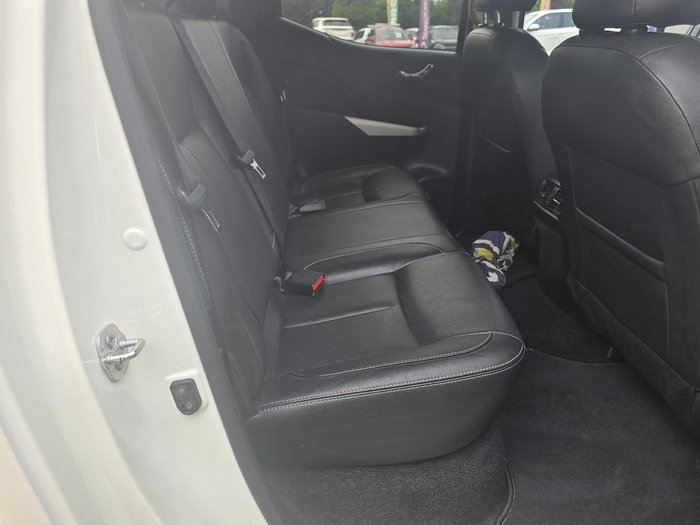 2017 Nissan Navara ST-X D23 Series 3 4x2 White Diamond