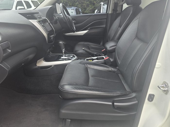 2017 Nissan Navara ST-X D23 Series 3 4x2 White Diamond