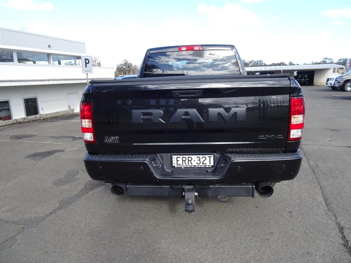 2019 RAM 1500 Express DS MY19 4X4 Dual Range Diamond Black