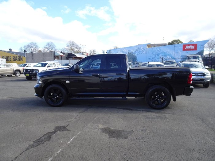 2019 RAM 1500 Express DS MY19 4X4 Dual Range Diamond Black