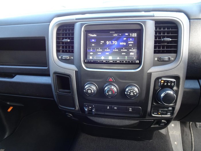 2019 RAM 1500 Express DS MY19 4X4 Dual Range Diamond Black