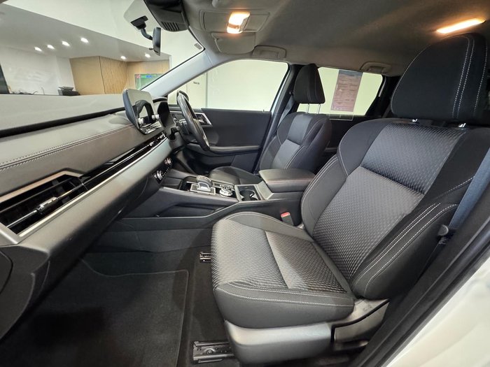 2022 Mitsubishi Outlander ES