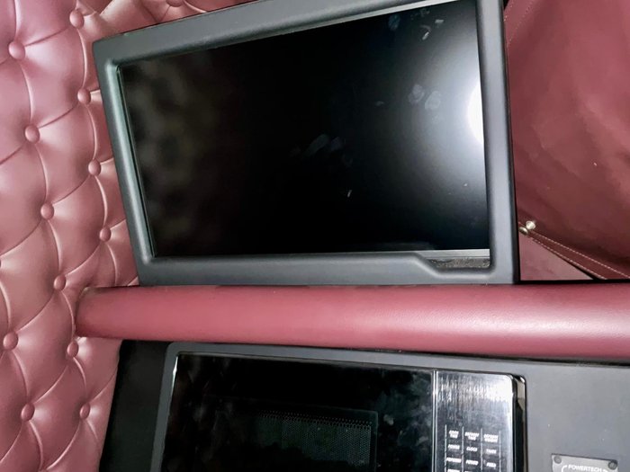 2011 Kenworth T409 Slp Fuel Kit Ice Pack Micro Wave Tv $79500Inc Gst KENWORTH T 409 WHITE