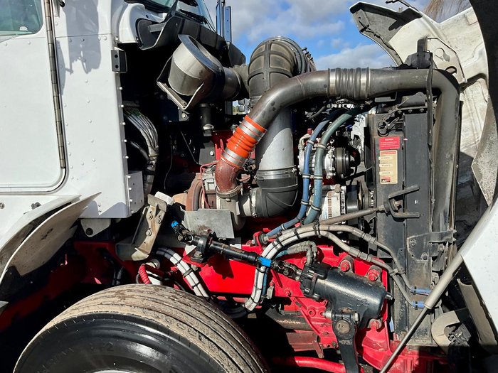 2011 Kenworth T409 Slp Fuel Kit Ice Pack Micro Wave Tv $79500Inc Gst KENWORTH T 409 WHITE