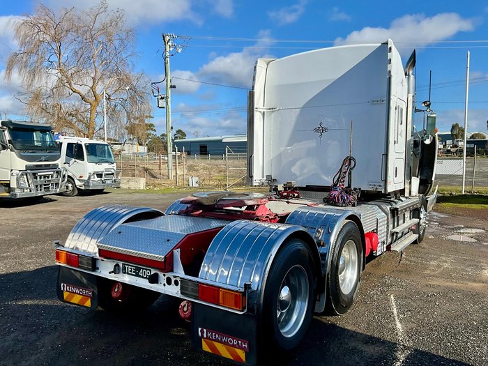 2011 Kenworth T409 Slp Fuel Kit Ice Pack Micro Wave Tv $79500Inc Gst KENWORTH T 409 WHITE