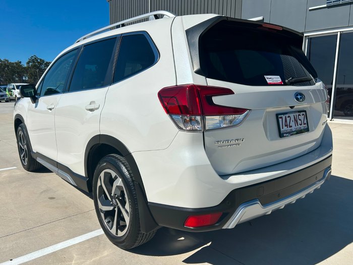2022 Subaru Forester 2.5i
