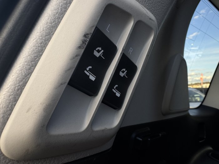 2016 Toyota Landcruiser Prado VX