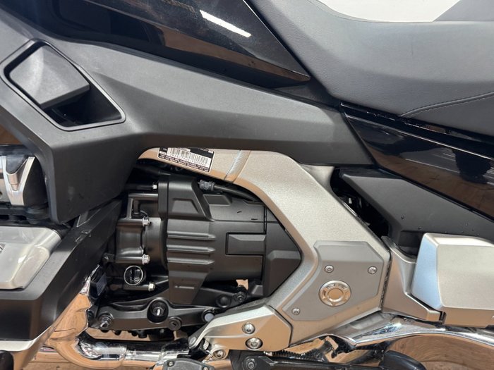 2018 Honda GOLDWING TOUR PREMIUM BLACK