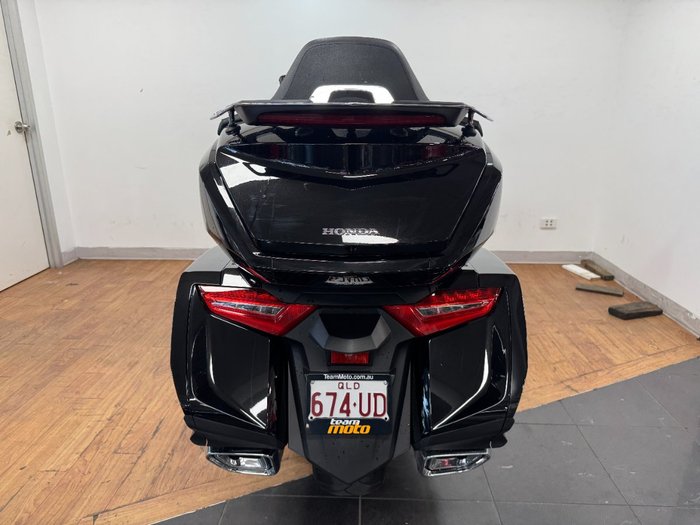 2018 Honda GOLDWING TOUR PREMIUM BLACK