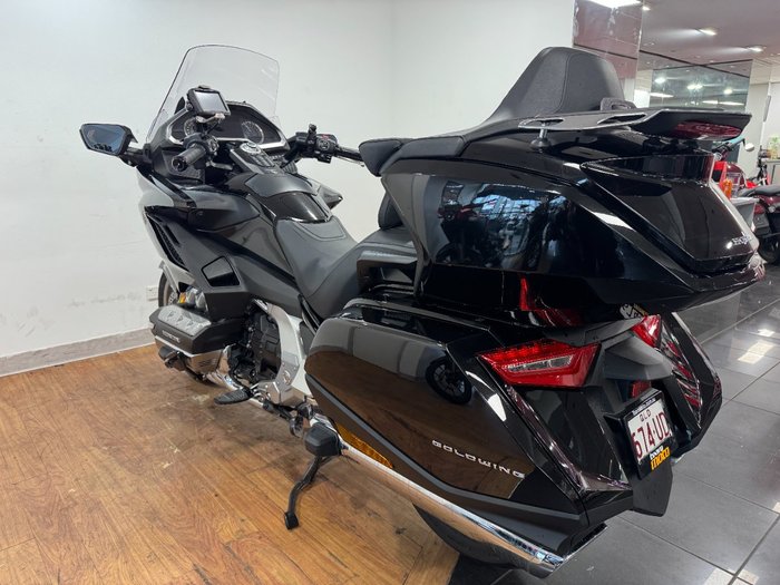 2018 Honda GOLDWING TOUR PREMIUM BLACK