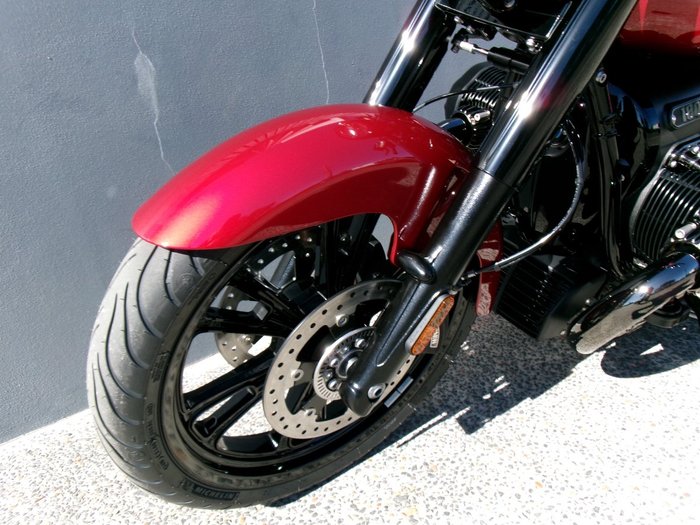 2025 BMW Motorrad R 18 ROCTANE Dragonfire Red Metallic