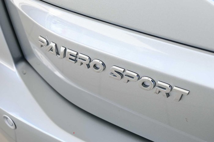 2024 Mitsubishi Pajero Sport Exceed