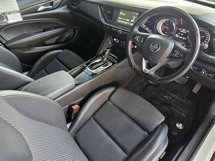 2018 Holden Commodore RS
