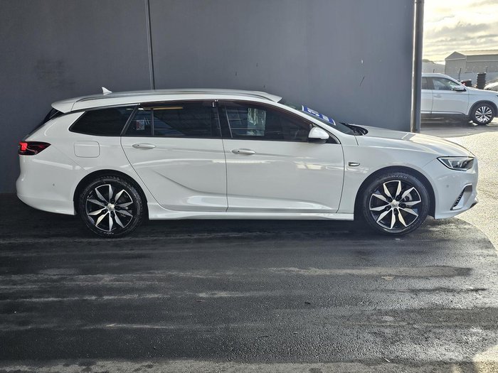 2018 Holden Commodore RS