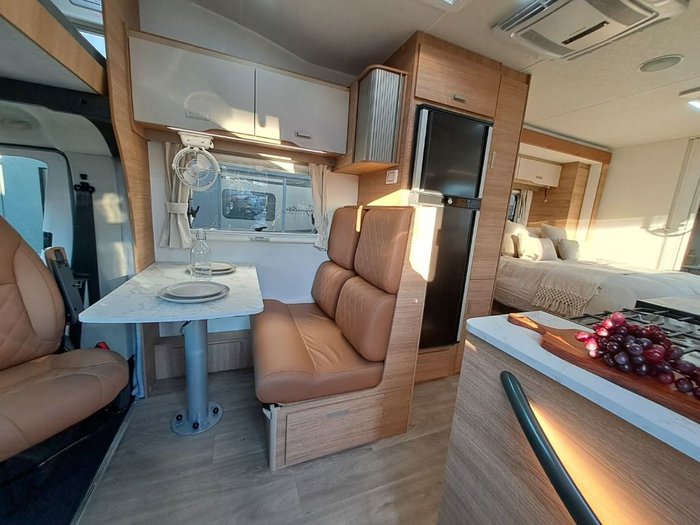 2025 JAYCO SIGNATURE FA.25-1.SG-MY25 SILVER
