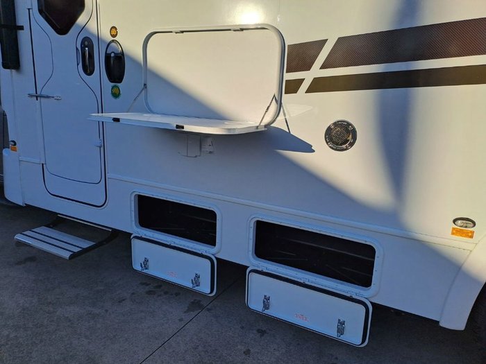 2025 JAYCO SIGNATURE FA.25-1.SG-MY25 SILVER