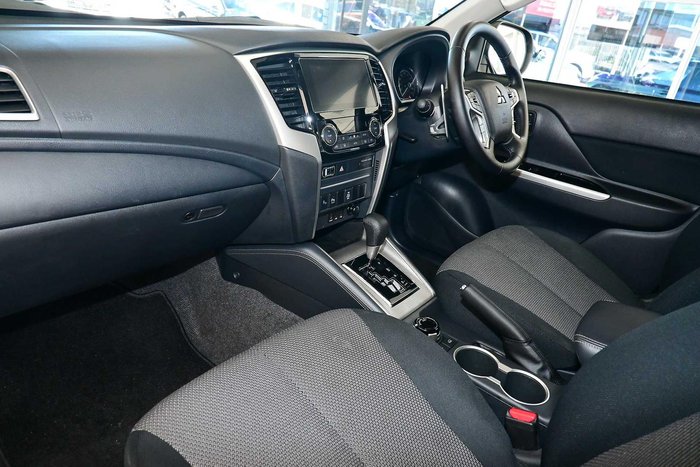 2023 Mitsubishi Triton GLS