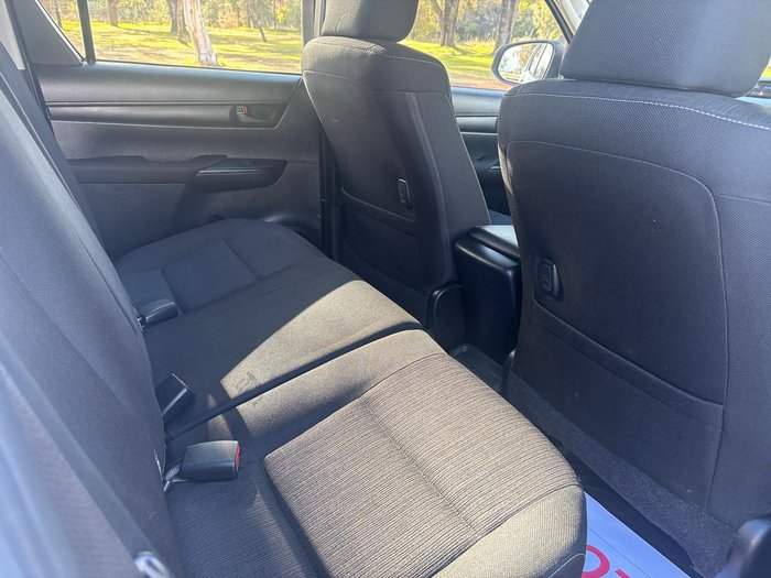 2018 Toyota Hilux SR