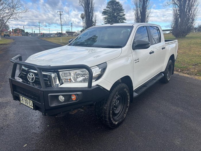 2018 Toyota Hilux SR