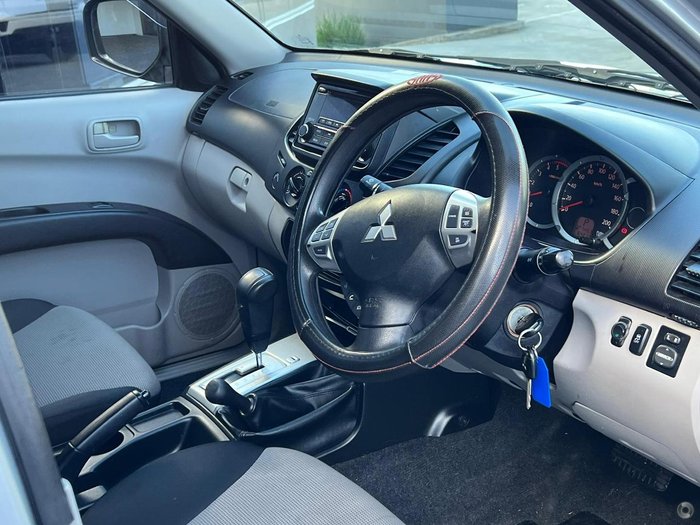 2014 Mitsubishi Triton GLX