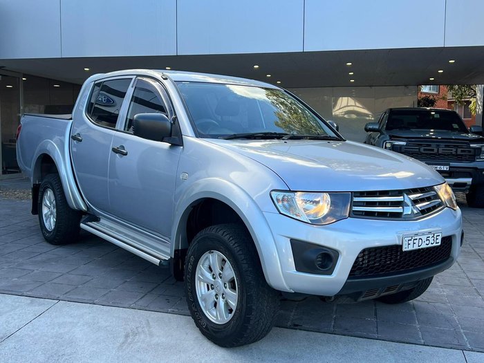 2014 Mitsubishi Triton GLX