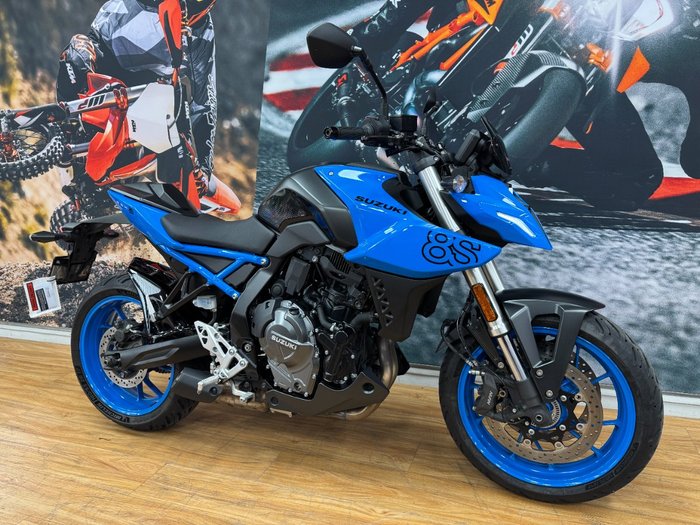 2023 Suzuki GSX-8S PEARL COSMIC BLUE