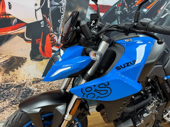 2023 Suzuki GSX-8S PEARL COSMIC BLUE