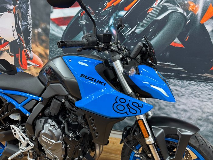2023 Suzuki GSX-8S PEARL COSMIC BLUE