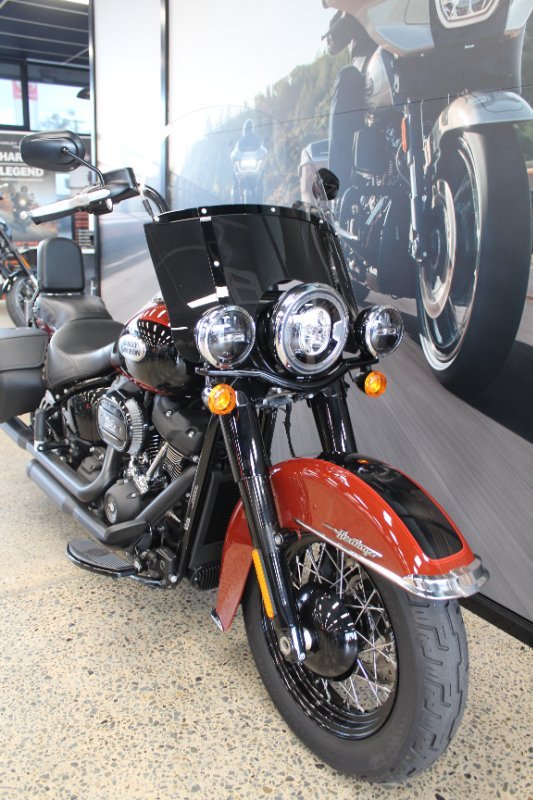 2024 Harley-davidson FLHCS HERITAGE CLASSIC 114 RED ROCK / BLACK