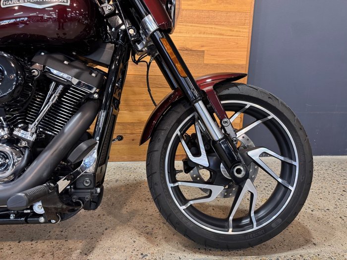 2019 Harley-davidson FLSB SPORT GLIDE RED