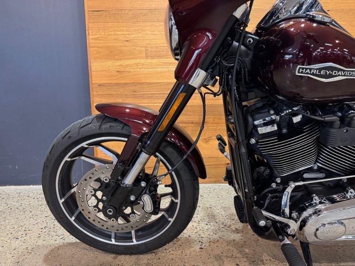 2019 Harley-davidson FLSB SPORT GLIDE RED