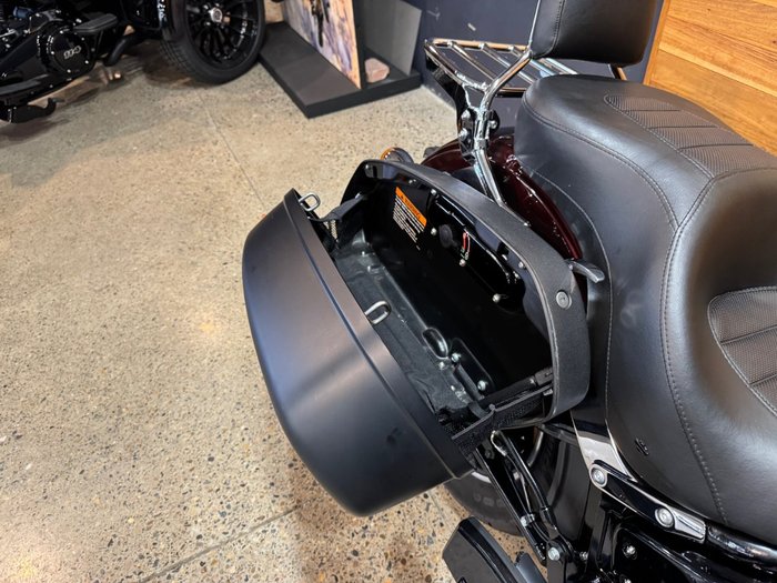 2019 Harley-davidson FLSB SPORT GLIDE RED