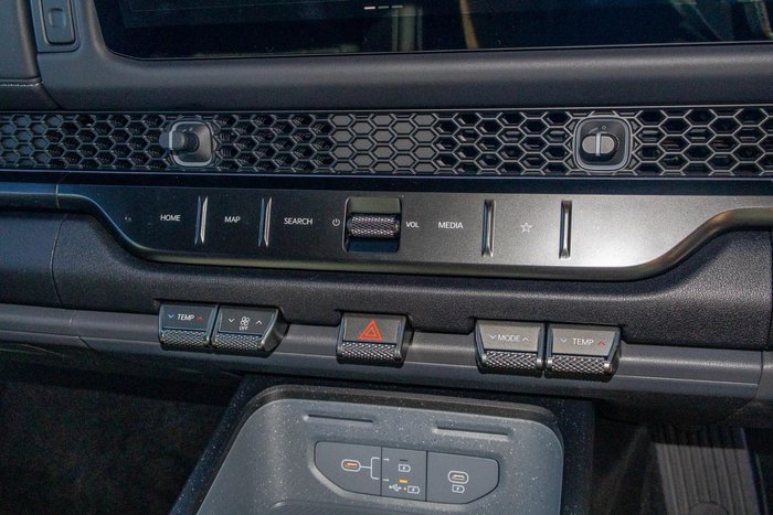 2025 Kia Tasman X-Pro TK MY26 4X4 Dual Range Clear White