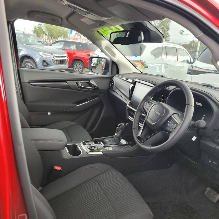 2025 Isuzu MU-X LS-U